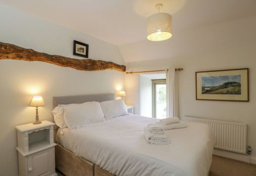 Little Owl Barn Hotel Overview