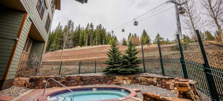 Zephyr Slopeside - 1504 两卧室公寓 by RedAwning(Zephyr Slopeside - 1504 Condo)图片