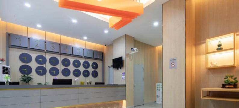 7天连锁酒店(武汉亚贸广场军区总医院地铁站店)图片