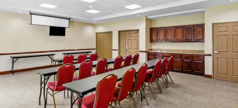 普林斯顿丽怡酒店(Country Inn & Suites by Radisson, Princeton, WV)图片