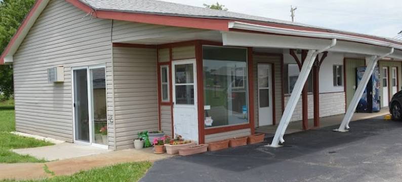 OYO 卡普里汽车旅馆 埃尔伍德, 瓦西纳(Capri Motel by OYO Elwood, Wathena)图片