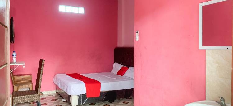 OYO Life 93342 雅丝敏伊斯兰旅馆(RedDoorz Syariah Way Halim Lampung)图片