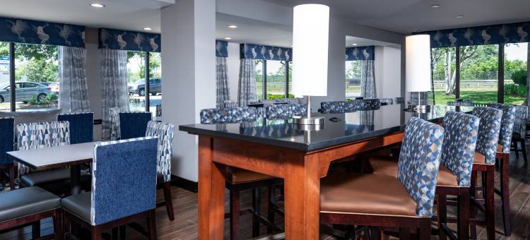 希尔顿欢朋酒店-福尔里弗韦斯特波特(Hampton Inn Fall River/Westport)图片