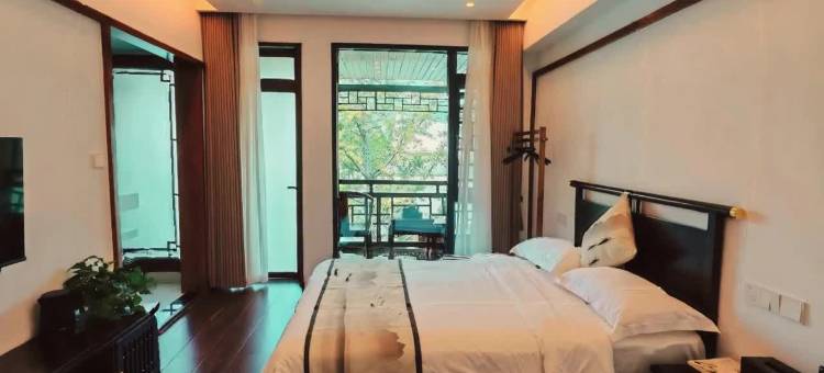 福祥居·极简伴江景观民宿(边城茶峒景区店)图片