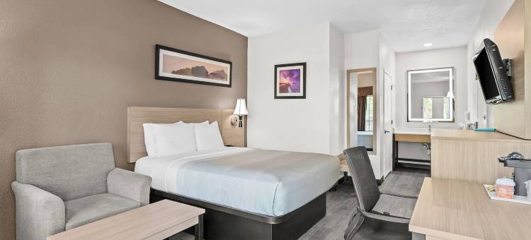 品质酒店及套房阿尔伯克基南谷区(Quality Inn & Suites)图片
