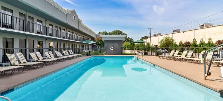 格林维尔品质酒店及套房 - 海伍德购物中心(Quality Inn & Suites Greenville - Haywood Mall)图片