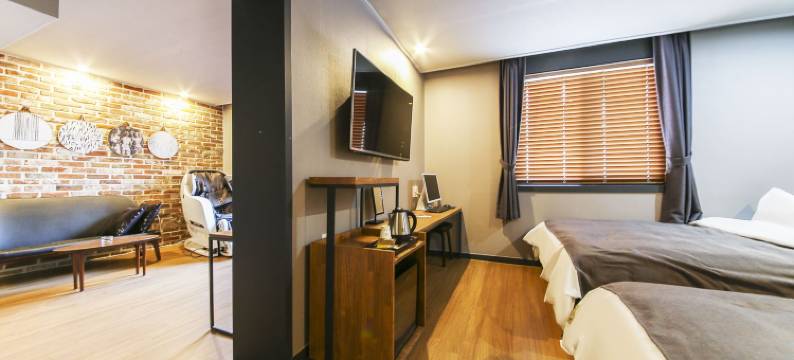 昌原明西棕色波点酒店(HOTEL BROWN-DOT)图片