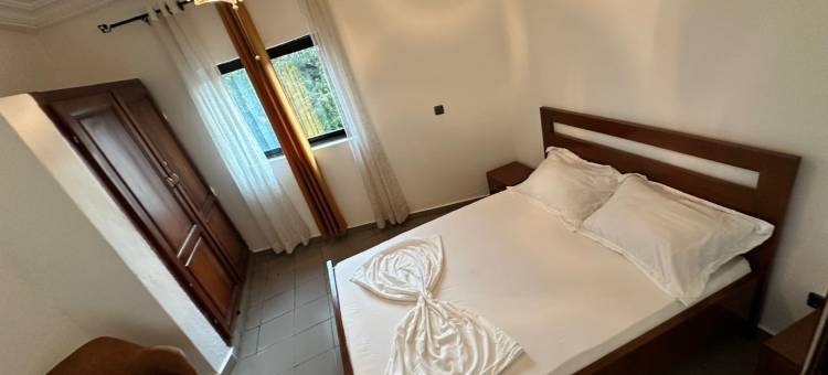 ZonaVille家具齐全的公寓(ZonaVille Appartement Meuble)图片