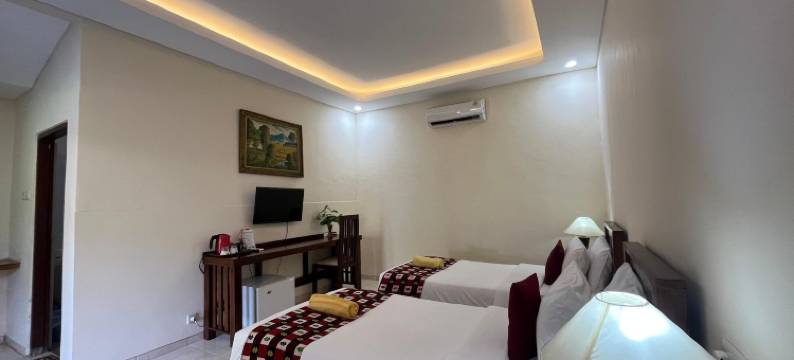 罗维纳海滩酒店(Lovina Beach Hotel)图片