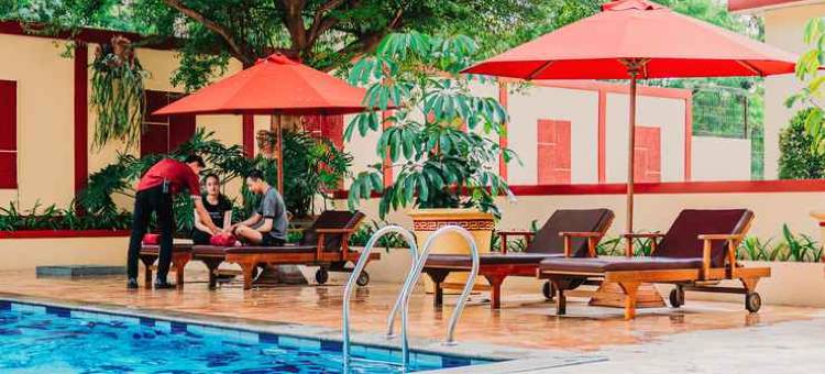 展玉费卢西吉诺酒店(Hotel Gino Feruci Cianjur)图片
