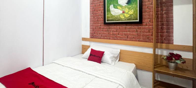 RedDoorz Syariah at Sultana Guest House图片