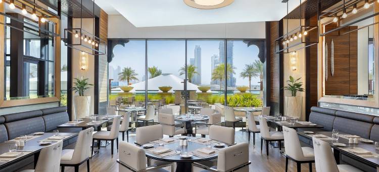 迪拜棕榈朱美拉希尔顿酒店(Hilton Dubai Palm Jumeirah)图片