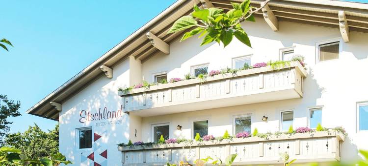 Apartment in Dorf Tirol near Spronser Lakes图片