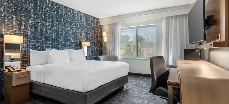 康福特套房酒店(Comfort Inn & Suites)图片