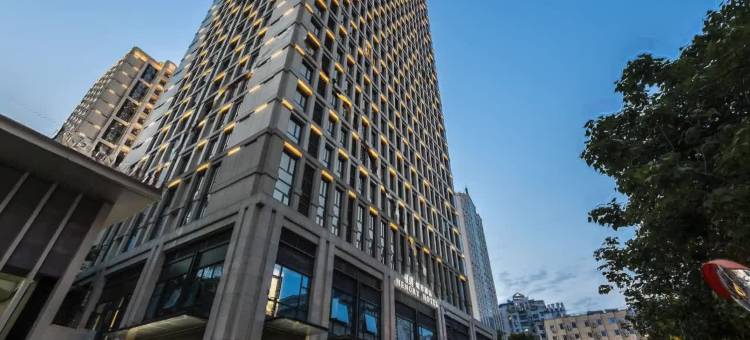 M+设计师酒店(重庆观音桥店)图片