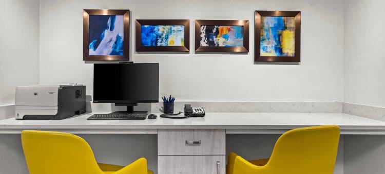 埃文斯维尔机场舒适酒店(Comfort Inn & Suites Evansville Airport)图片