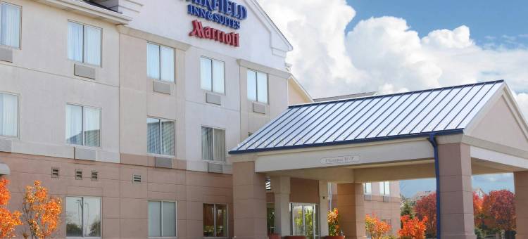 芝加哥圣查尔斯万枫酒店及套房(Fairfield Inn & Suites Chicago St. Charles)图片