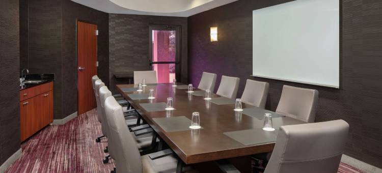 安尼斯顿牛津万怡酒店(Courtyard Anniston Oxford)图片