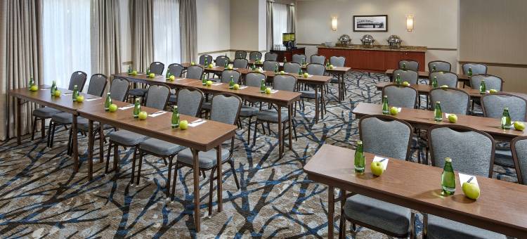 波特兰/奥斯威戈湖希尔顿花园酒店(Hilton Garden Inn Portland/Lake Oswego)图片