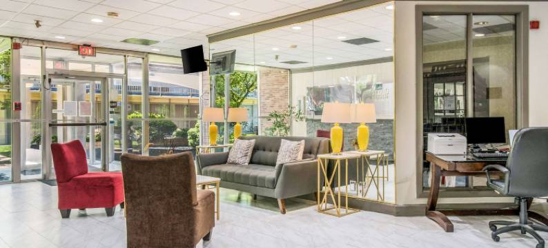 品质套房酒店(Quality Inn & Suites)图片