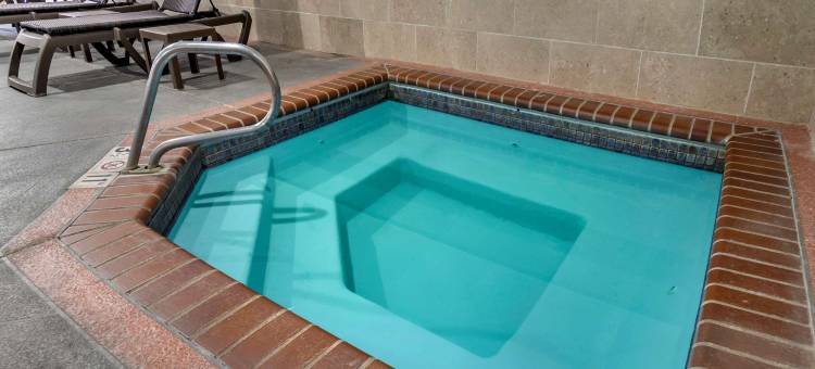 章克申城舒适套房酒店-近莱利堡(Comfort Inn & Suites Junction City - Near Fort Riley)图片