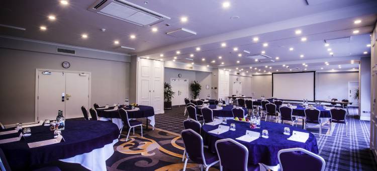 查尔顿汉姆希尔顿逸林酒店(DoubleTree by Hilton Cheltenham-Cotswolds)图片