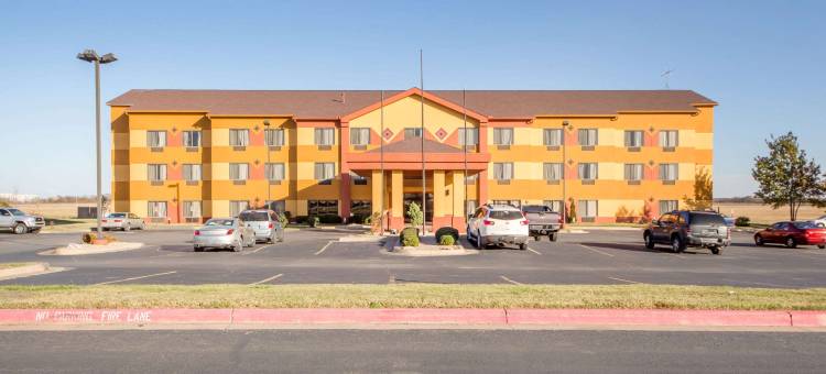 美国中区工业园区凯艺套房酒店(Quality Inn & Suites MidAmerica Industrial Park Area)图片