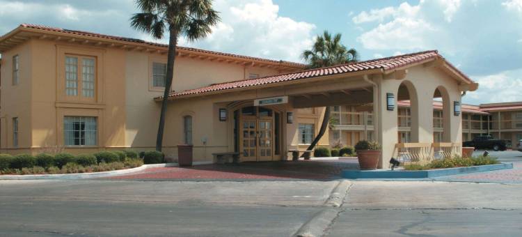 圣安东尼奥南公园温德姆呗盟酒店(Baymont by Wyndham San Antonio South Park)图片