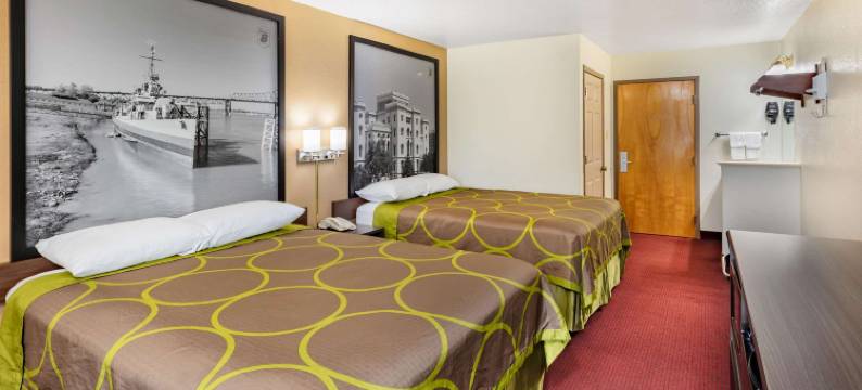 金德库沙塔温德姆速8酒店-近(Super 8 by Wyndham Kinder/Coushatta Near Casino)图片