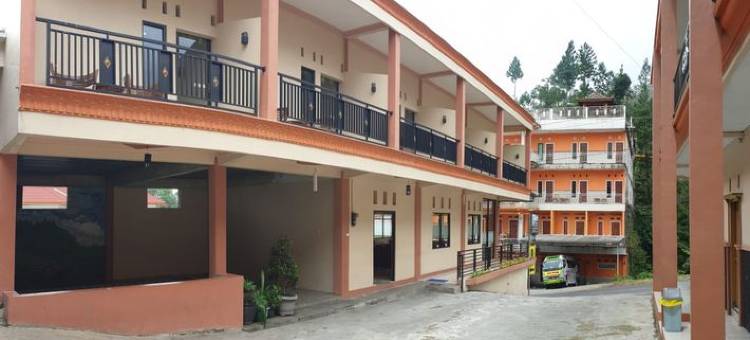 Hollymoon Sekar Ayu Hotel图片