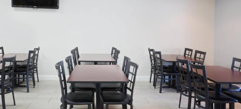 罗德威酒店夏洛特机场区(Rodeway Inn)图片