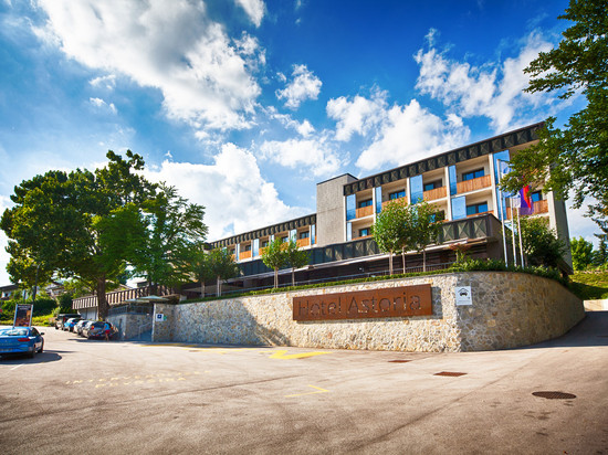 阿斯托亚高级酒店