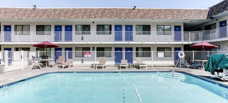 格兰茨帕斯6号汽车旅馆(Motel 6 Grants Pass, or)图片