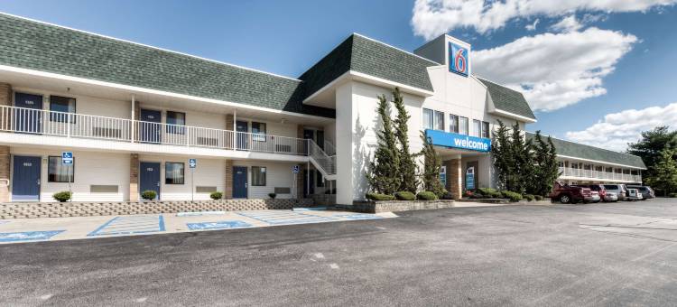 新伦敦6号汽车旅馆 - 奈安蒂克(Motel 6 Niantic, CT - New London)图片