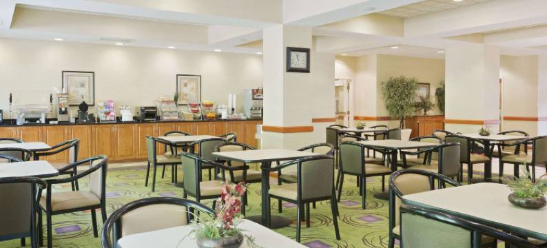 蔚景温德姆酒店夏洛特机场I-85/I-485(Wingate by Wyndham Charlotte Airport I-85/I-485)图片