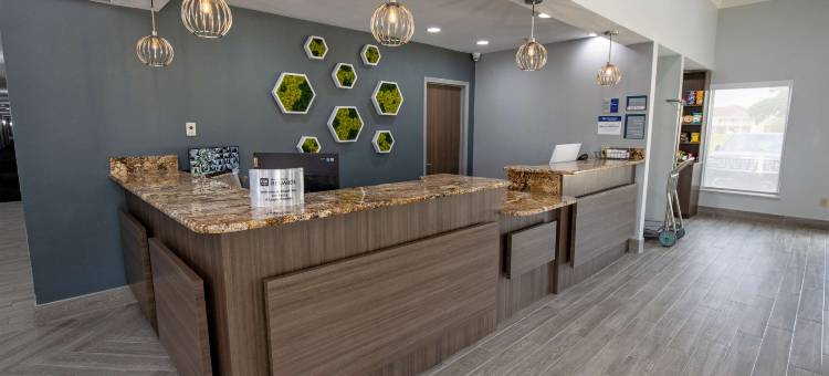 维米利恩河贝斯特韦斯特优质酒店及套房(Best Western Plus Vermilion River Inn & Suites)图片