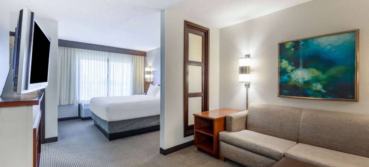 堪萨斯城机场温德姆花园酒店(Wyndham Garden Kansas City Airport)图片