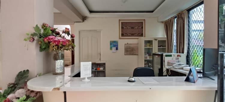 红门-财富酒店-瓦兰达马拉米斯街-万鸦老(RedDoorz @ Fortune Hotel Jalan Walanda Maramis Manado)图片