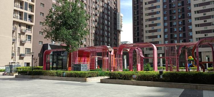 L.C精品民宿(中房富力城店)图片