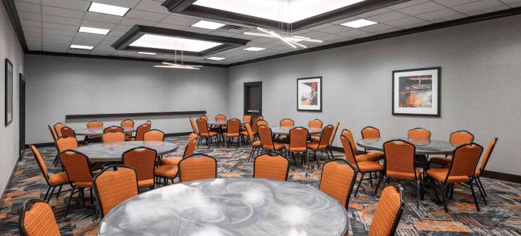 埃文斯维尔机场欢朋酒店(Hampton Inn Evansville/Airport)图片