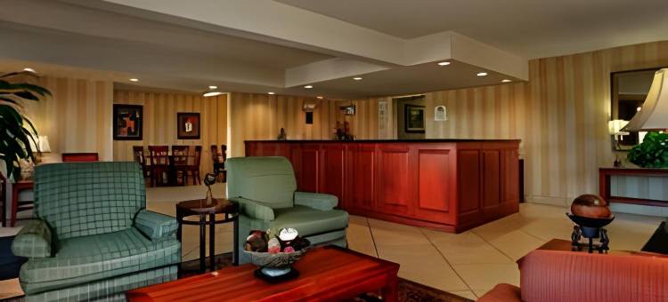 门罗西速8酒店(Super 8 by Wyndham Monroe West)图片