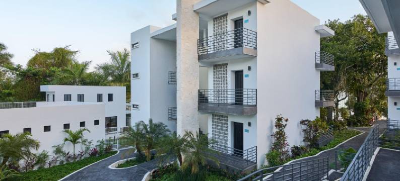 克里斯塔利诺滨海酒店餐厅和SPA(Cristalino Lagoon Front Hotel, Restaurant & Spa)图片