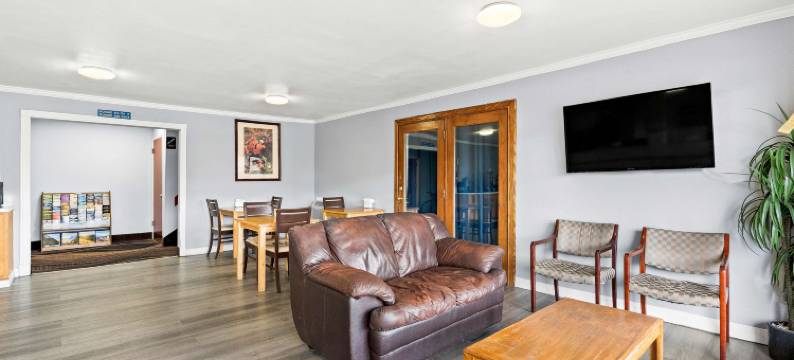 雅吉瓦红狮套房酒店(Red Lion Inn & Suites Yakima)图片