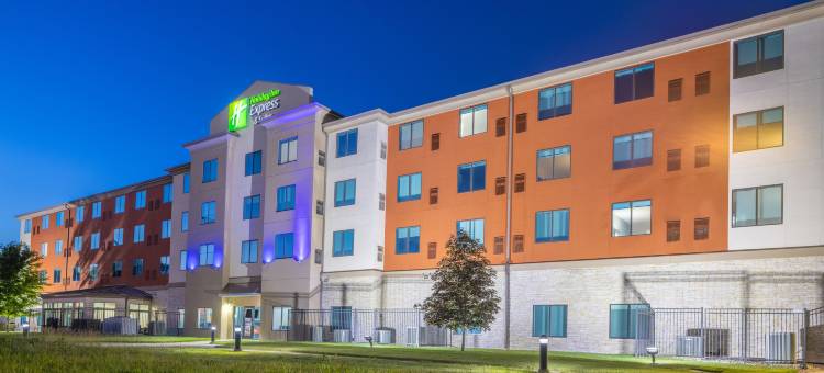 智选假日套房酒店堪萨斯城(Holiday Inn Express & Suites Kansas City Airport)图片