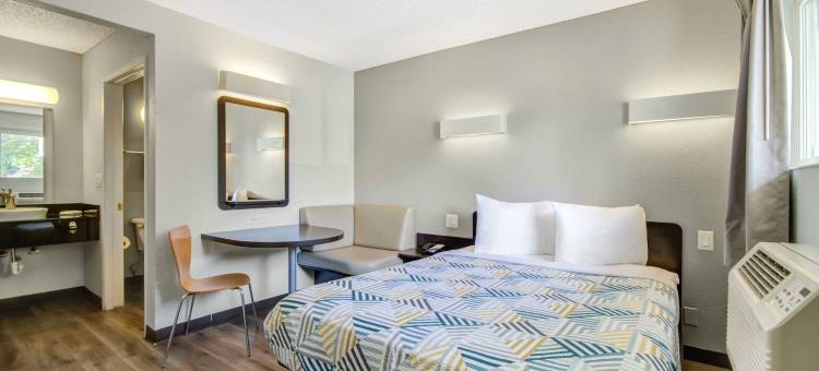 圣何塞机场6号汽车旅馆(Motel 6 San Jose, CA - Airport)图片