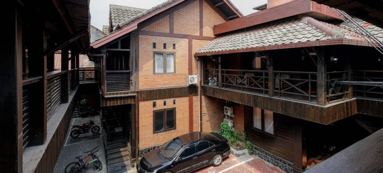东吉朗达红门旅馆(RedDoorz @ Cilandak Timur)图片
