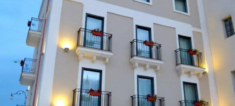 阿尔贝尔格德索乐酒店(Albergo Del Sole)图片