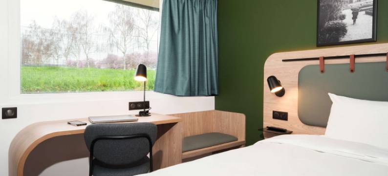 Campanile NATURE - Meaux图片