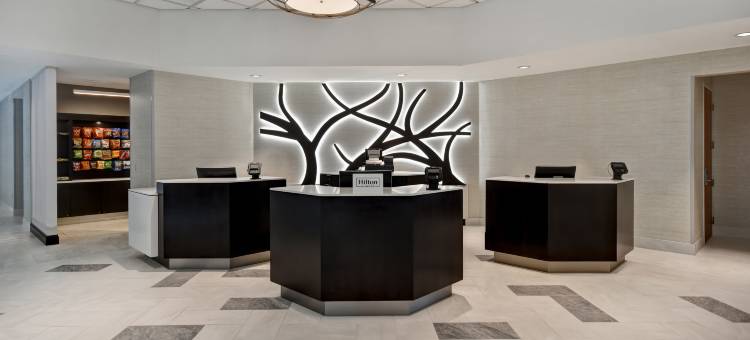 小石城希尔顿安泊酒店(Embassy Suites by Hilton Little Rock)图片