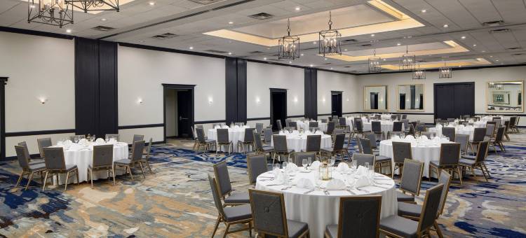 希尔顿安泊酒店-西棕榈滩中央(Embassy Suites by Hilton West Palm Beach Central)图片